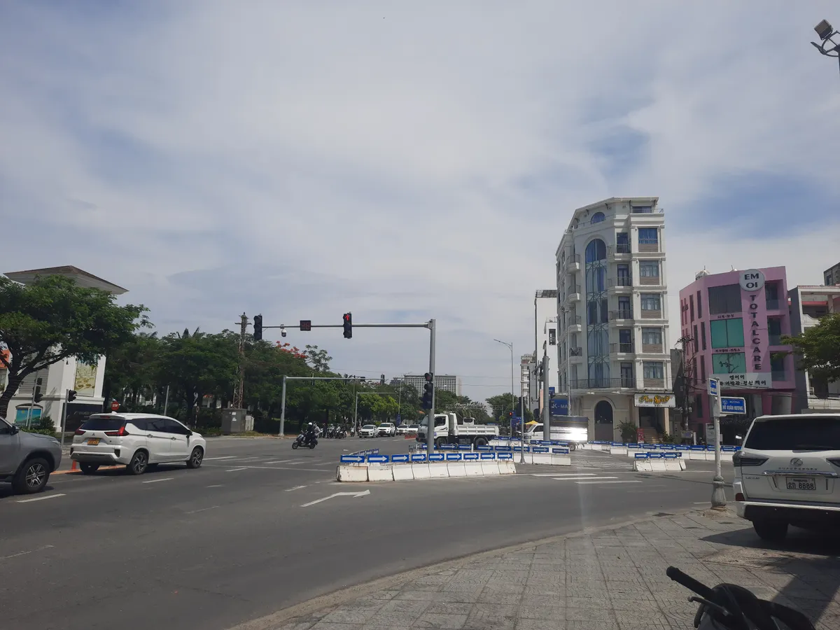 Du lịch Đà Nẵng Hội An 4 ngày 2026 — Biển xanh, Cầu Vàng,