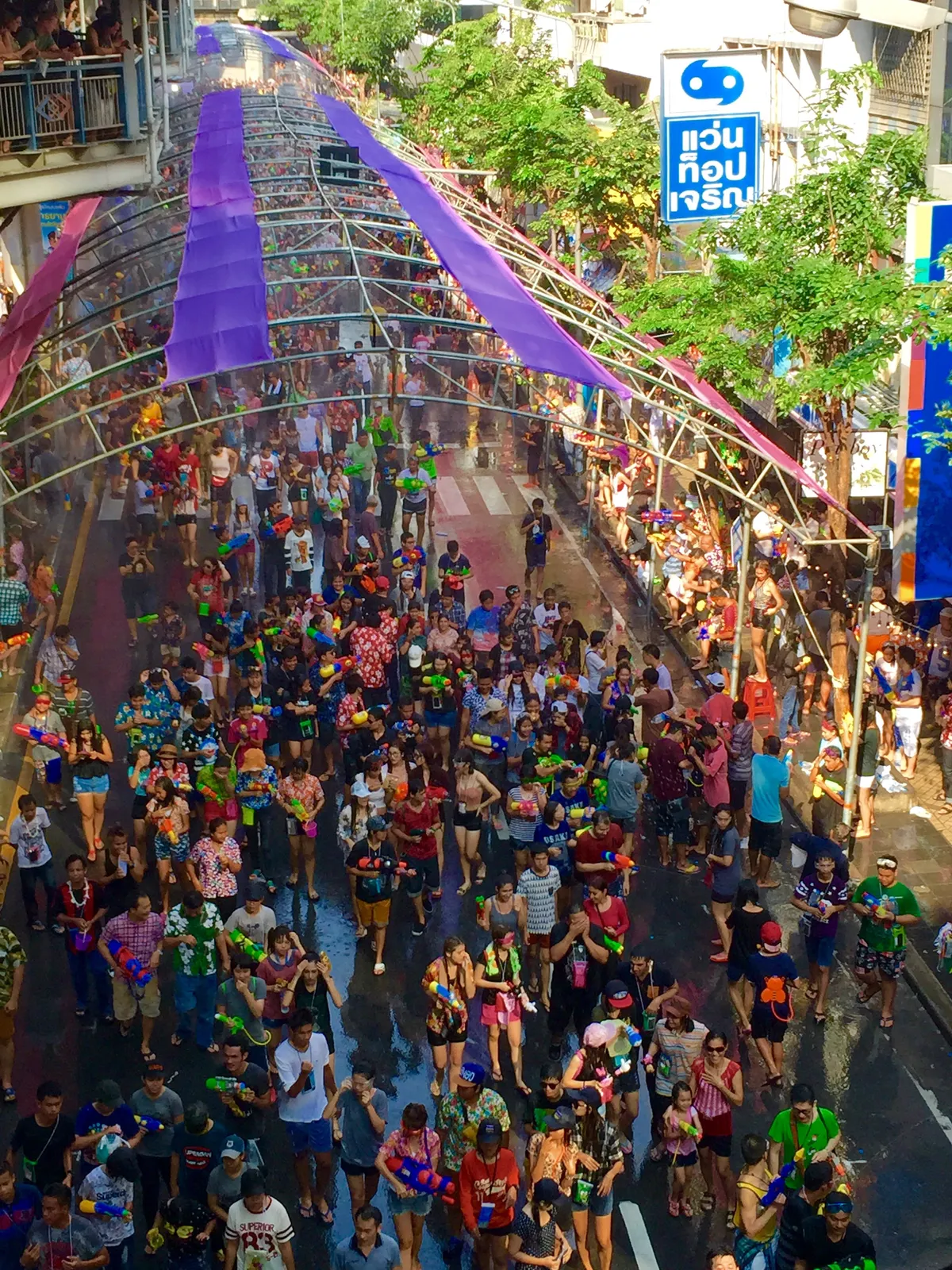 Lễ hội Songkran 2026 — lễ hội té nước Thái Lan tháng 4
