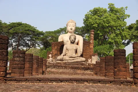 Sukhothai 2026 — cố đô đầu tiên, đạp xe quanh Wat Mahathat